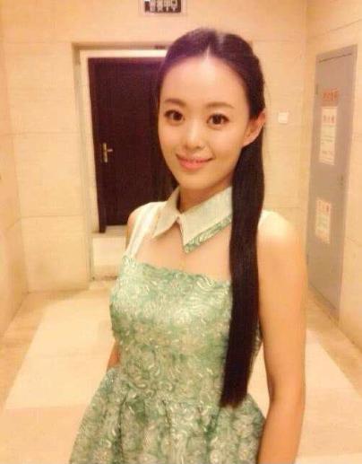 邱园园|痛心！知名主持为保胎拒抗癌，在儿子百天宴去世，丈夫已另娶她人