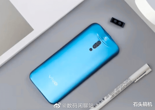 vivo|vivo前摄模块化手机现身可分离拍摄！意义不大坐等完美的屏下