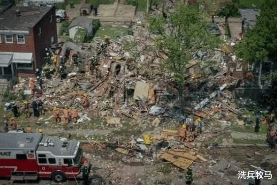 特朗普|这次特朗普也没辙了，美本土传来一声巨响，3座大楼瞬间被炸平