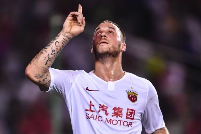 [中超]晚上10点，中超再获利好！曝政策稍有放宽，外援有望获特殊签证归队