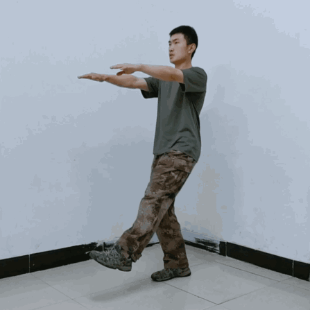 『徒手健身』徒手健身怎么练才好？按照这些方法，快速增长你的肌肉维度