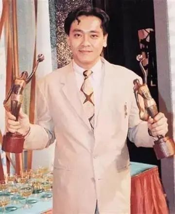 尔冬升|“毒舌”尔冬升的演员母亲：一生未演过女主角，却生了3个男主角