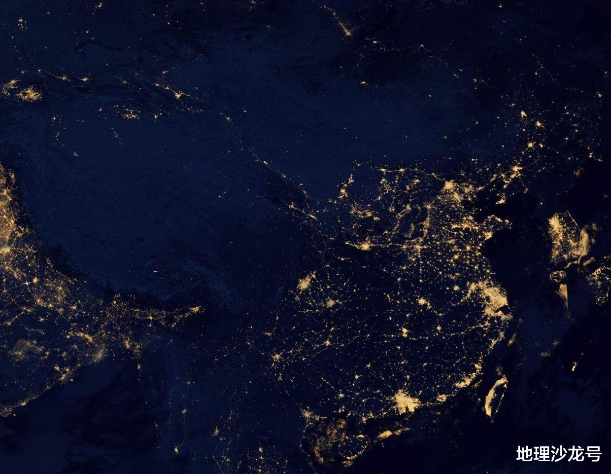 |目前我国的人口总数有多少？有什么人口特征？