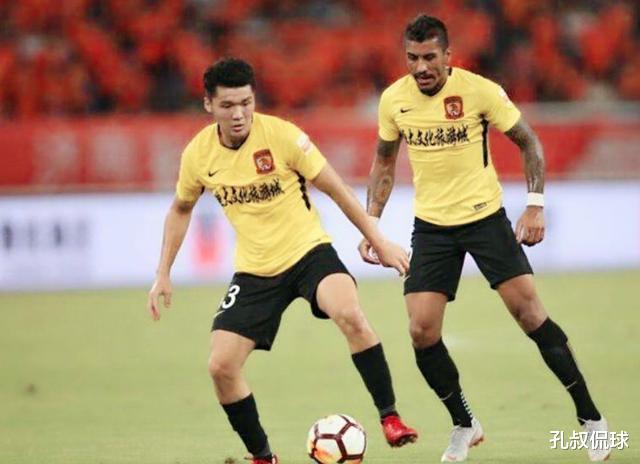 『广州恒大』卡纳瓦罗为恒大捡到一块宝！力挺中乙新星上位，球队攻防因此受益