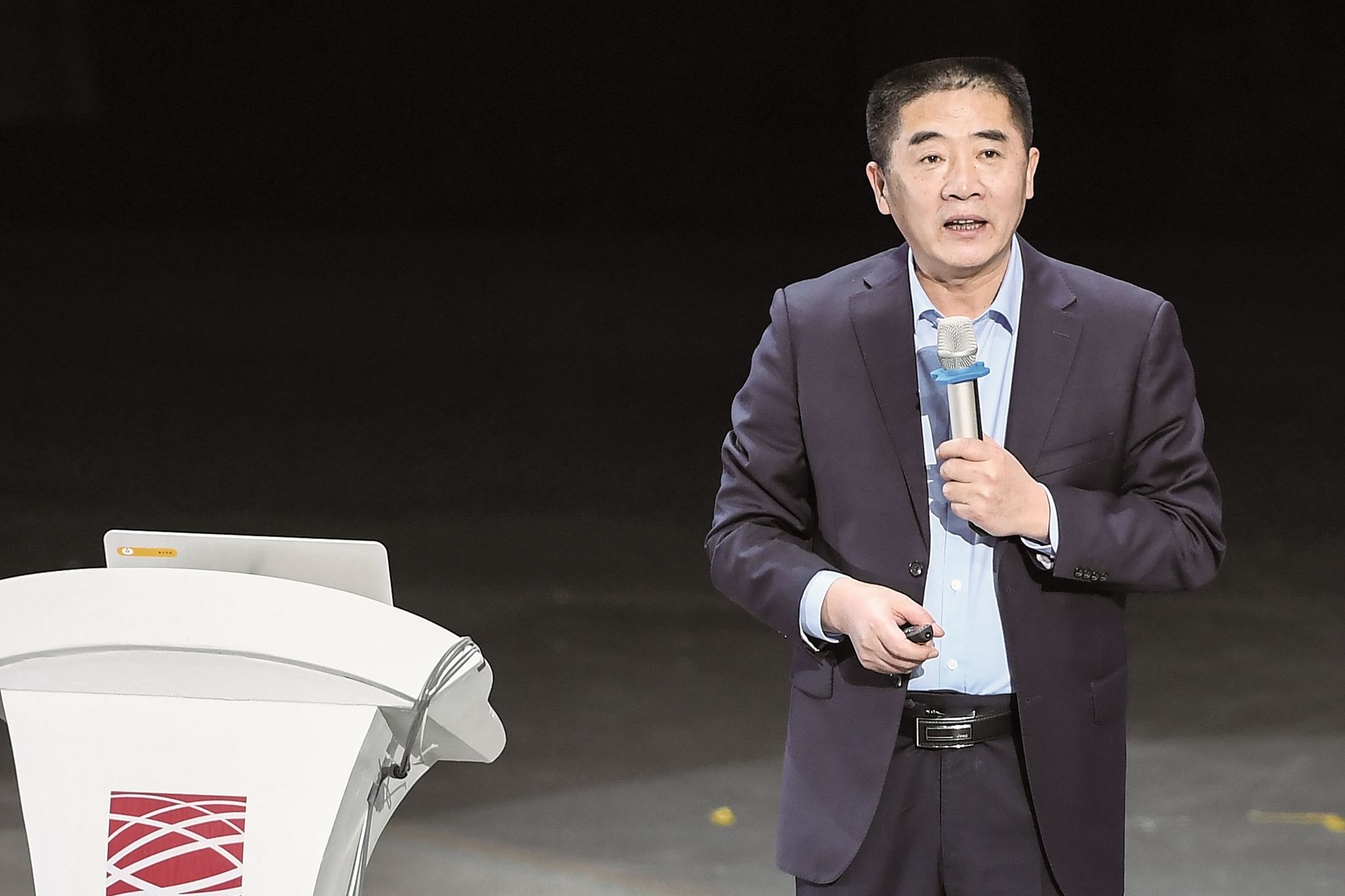 [印度]多国给印度递刀助力，大批武器加紧交付，中国专家犀利评论