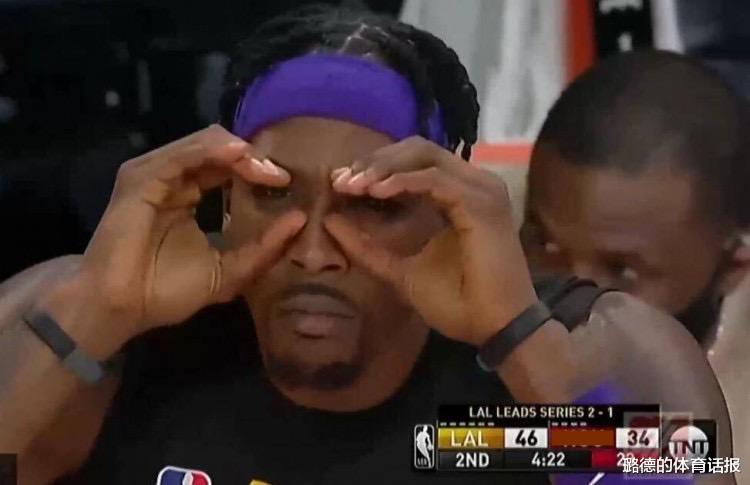 德怀特·霍华德|四场11分钟,被弃用仍忘情庆祝!霍华德,你和麦基的精神真该夸