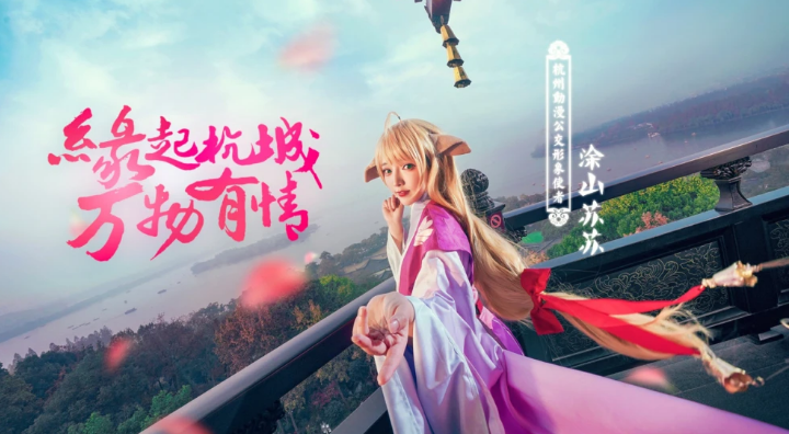 王奕萌|千万粉网红也是普通人,王奕萌被陈立农称赞,笑成了表情包