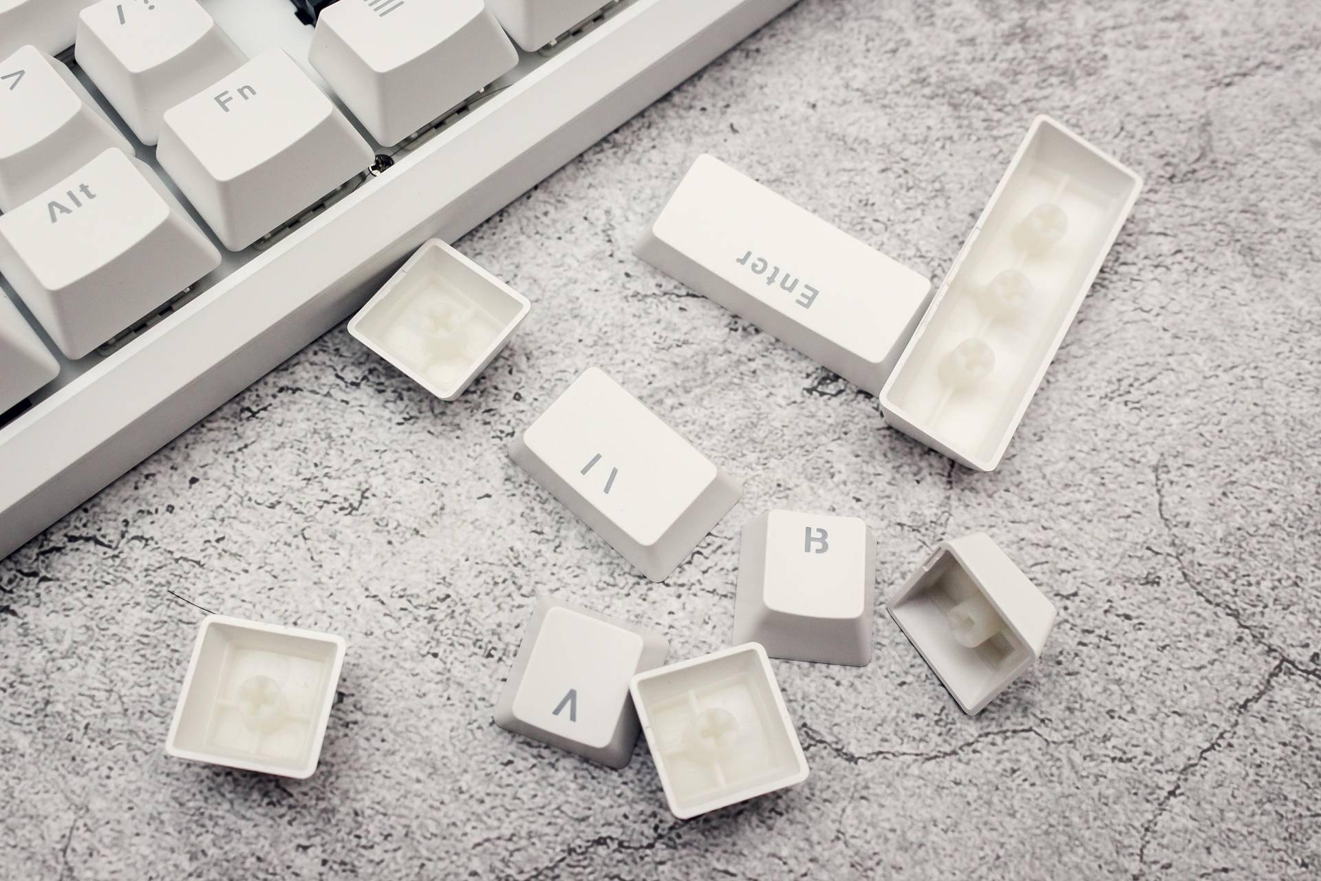 程序员|黑爵K870T三模RGB机械键盘，你想要的它都有