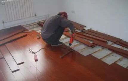 「」新房装修一头雾水！糊里糊涂踩中14个大坑，一肚子怨气无处撒