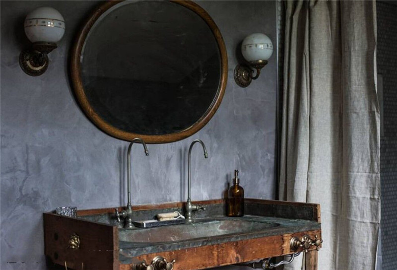 新房愣是装成了破旧老房子，卫生间让人瘆得慌，这怀旧情怀好特别