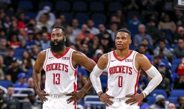 火箭队|空砍61+20+18！领先17分遭逆转，死敌核心摊牌，火箭别以为稳了