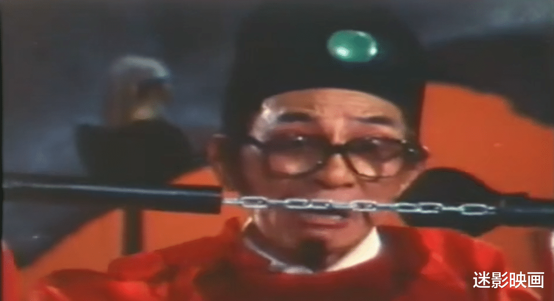 李小龙|李小龙阴间大战007与吸血鬼教父，从未见过如此沙雕的功夫片！