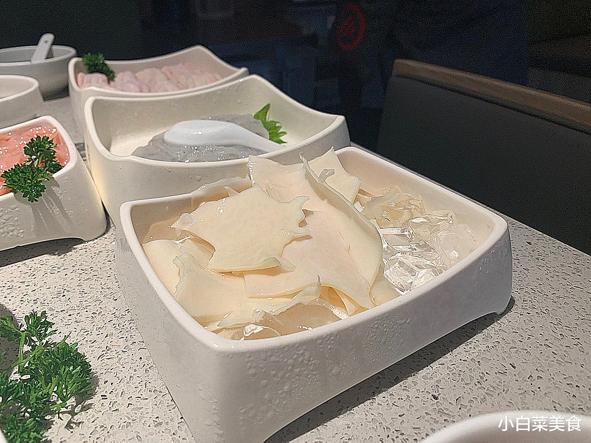 [重庆火锅]重庆火锅里的“黄喉”是什么？你以为是猪牛的喉咙？大错特错了