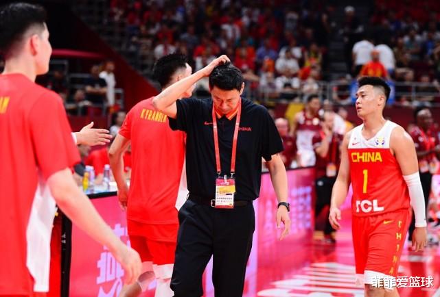 李楠|李楠执教CBA首秀失败！赛后怒怼球员太软 牛角+钻石抵挡不住张宁