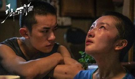 『易烊千玺』第39届金像奖结果出炉：周冬雨成影后，易烊千玺遗憾错失最佳男主