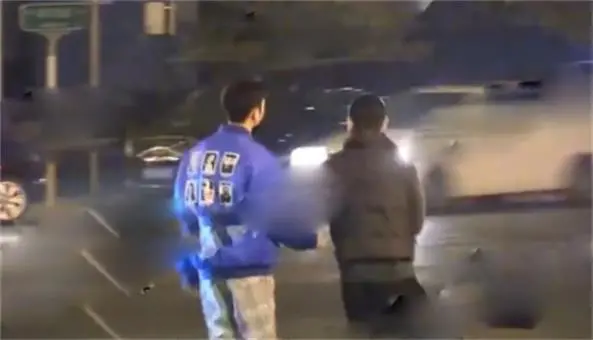 海铃|当红小生道歉:很抱歉,没能约束自己!