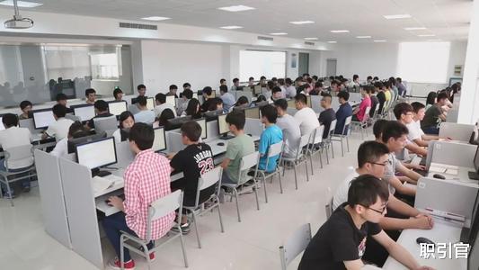 机械:大学最不适合女生报考的专业,虽然可以成为系花,但是很难就业!