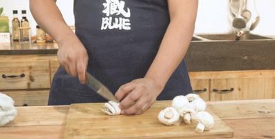 油豆腐：简单一炒，香到邻居来蹭饭