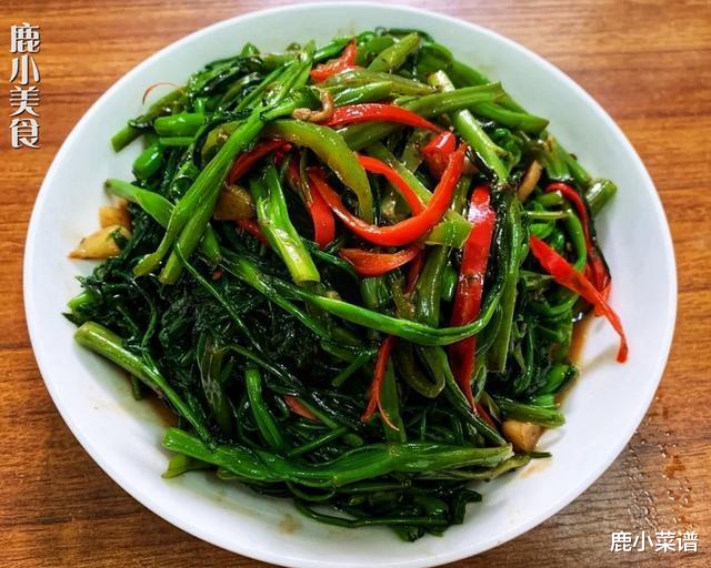 春笋:春季别只懂吃春笋!此菜配腐乳炒更惹味,隔天吃一盘,通便排毒