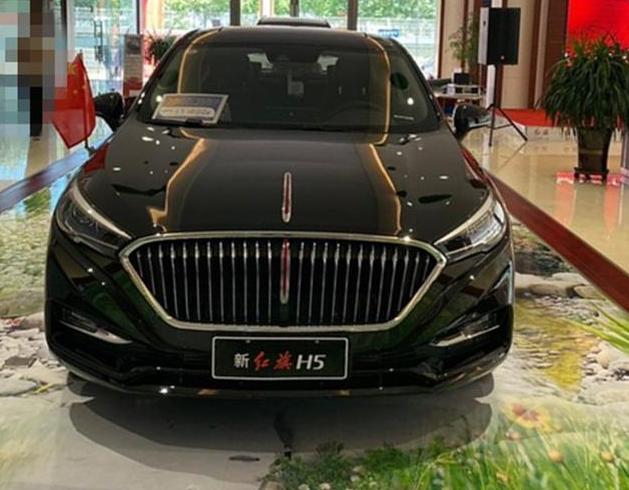 斯柯达|2020款红旗H5实车到店,1.5T/1.8T气场直追H9,配电子档杆