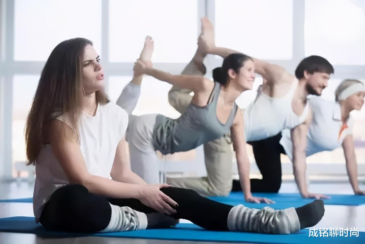 燃脂|从100斤减到90斤，减肥后体重轻了，腰腿却很粗怎么办？