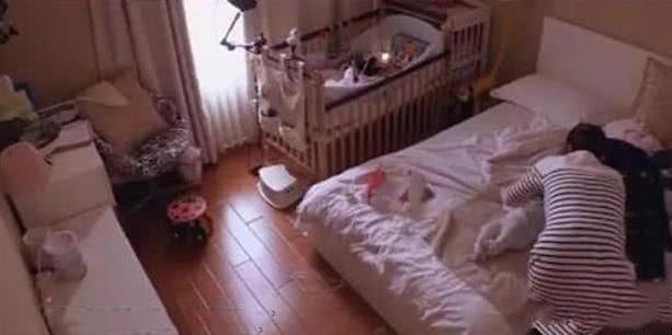 【】女星梅婷家才是真的豪！8万块买的布艺沙发，光是看着就想睡觉！