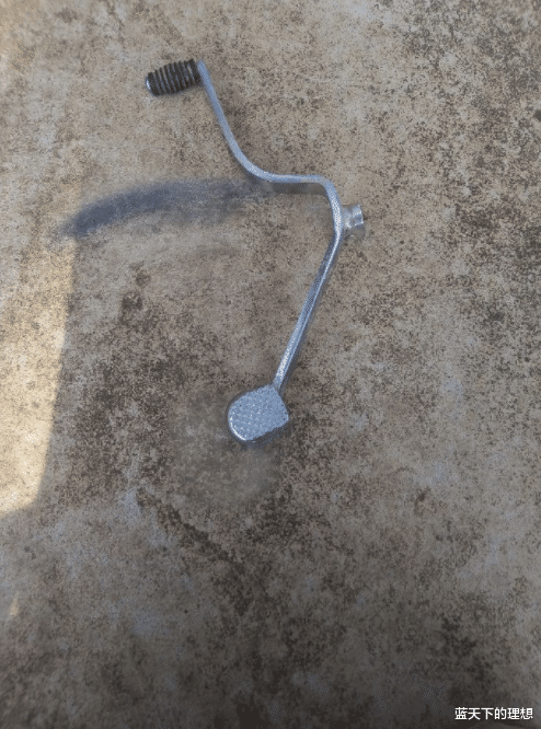 「思域」为什么我的卡宴在行驶本上是凯宴？求有相关知识的朋友来解答哈！