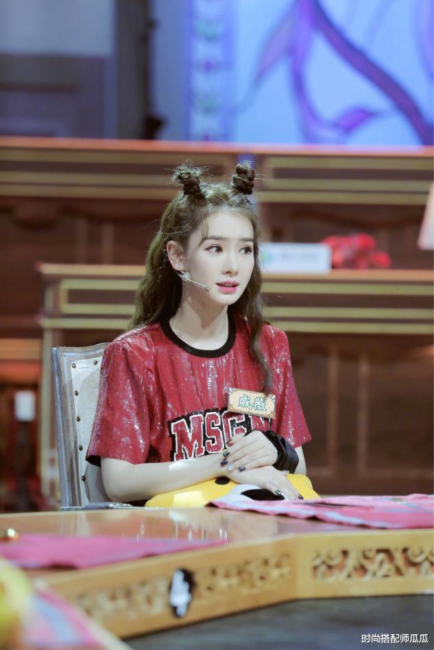 发型|丸子头已经不流行了，今年这3种“发型”是真火，简单大方显脸小！