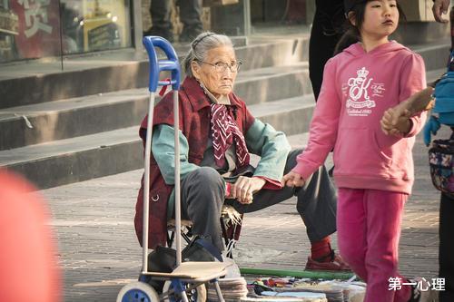 长沙|为什么现在的年轻人对老年人总是充满恶意?根本原因是什么?