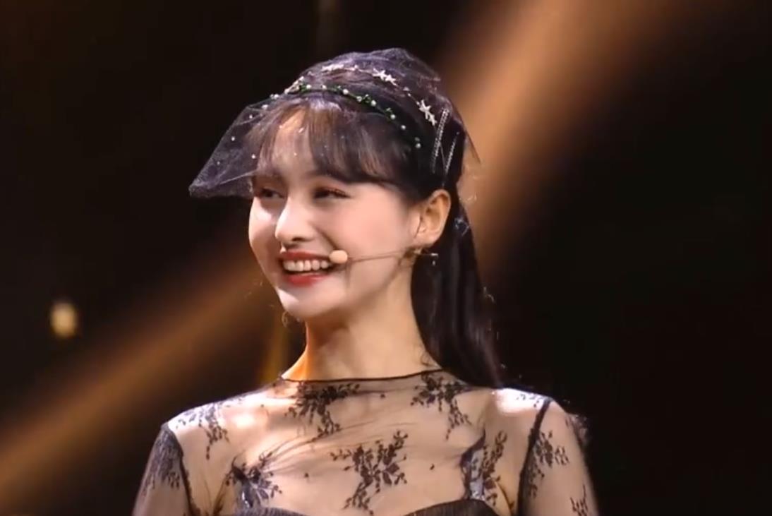 郑爽穿礼服跳舞美到熊梓淇当场表白,无论伦次喊话:真的把我"杀"了