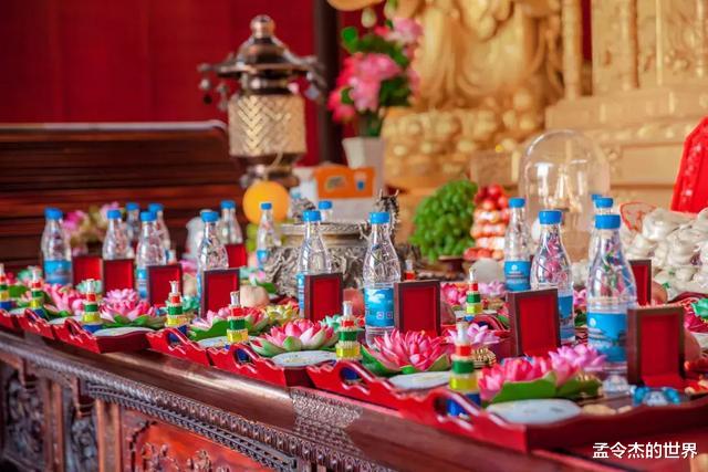 #师父#佛前供的水和果，不是给佛菩萨吃喝的，真正的含义在这里