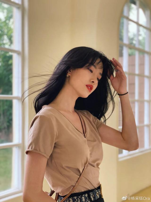 针灸 女生最显老的三款发型，你踩雷了吗？