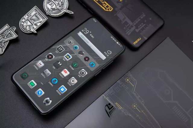 「魅族17」看了魅族17航空母舰定制版，我才明白：没有对比就没有差距！