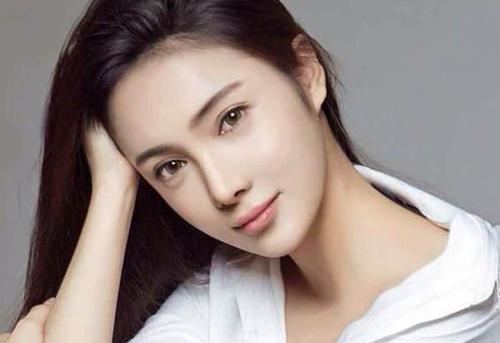 任娇|“任性”的任娇：和父母外出，却和男生同住，最后却裸死酒店草丛