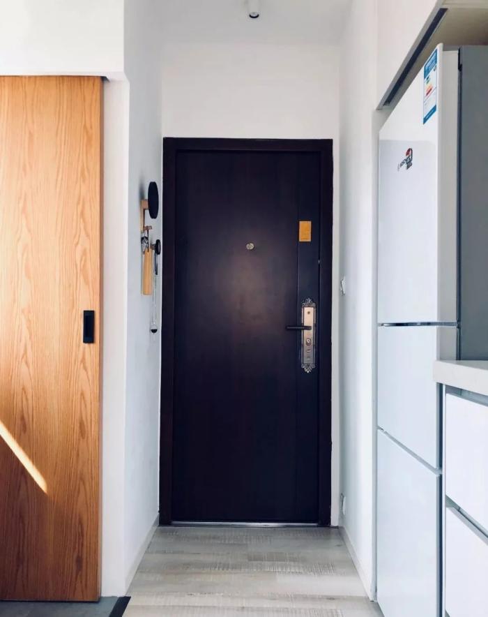 @男子花光积蓄买下39平旧房，开始家人不理解，改造后200万都不卖