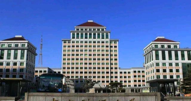 考研▲中央财经大学2020年考研复试线普遍下调20分，最大下降幅度达80分