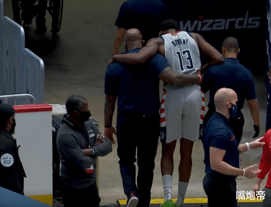 奇才队|NBA现恐怖重伤！23岁天才痛苦崴脚，韦少+60分超巨缺席核心又倒了