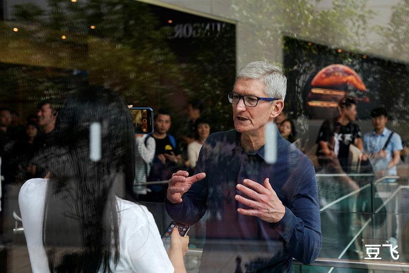 「iphone12」iPhone12 Pro真机谍照曝光，全面屏你好，欢迎！