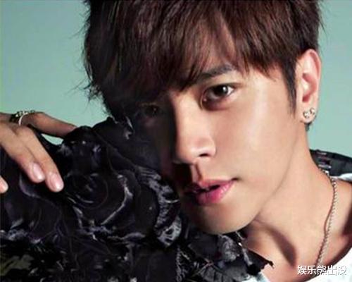 王一博：《创造营2020》还未开播，《青春有你2》就输了，这就是品牌效应