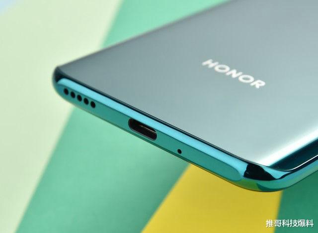 荣耀@荣耀X10正式入网，四摄+38万跑分!