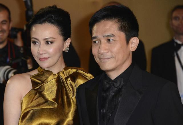 英格兰杰 上海是“国际大都会”，那香港又是什么？答案很真实！