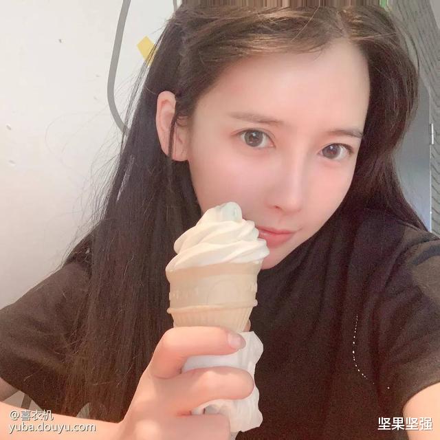 [女主播]女主播退款3万给榜一大佬，求对方放过，原因是这个土豪太变态？