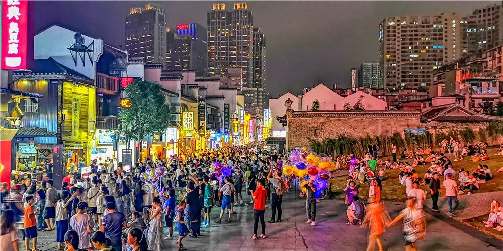 长沙发布|深情告白祖国！长沙连续登上央视，超燃！