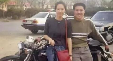 旅行|当初卖房子抛弃事业，花上亿元全球旅行的“中国情侣”，如今怎样