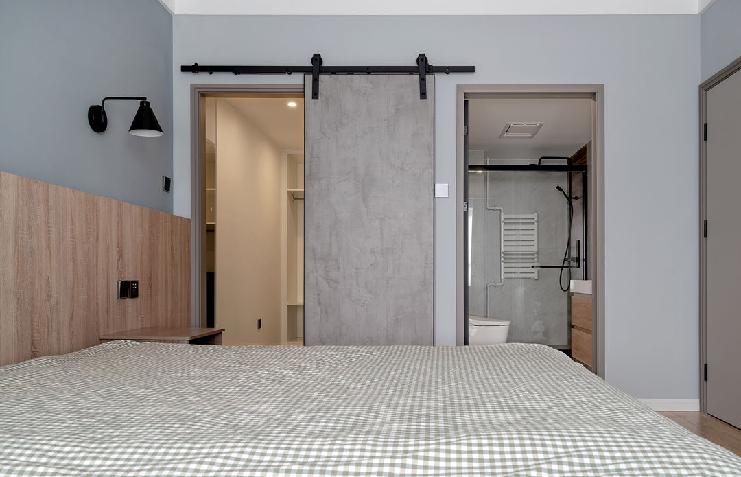 |原木配上高级灰，这样的家百看不腻，清爽又精致