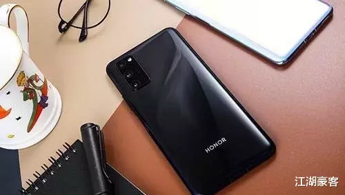 一加科技|预算4000元，5G手机买哪个更好荣耀V30pro与一加8