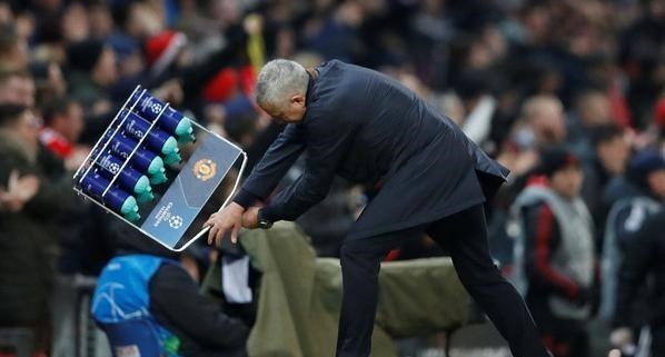 穆里尼奥|请别再黑穆里尼奥:这个男人一直在与时俱进的做出最强改变!