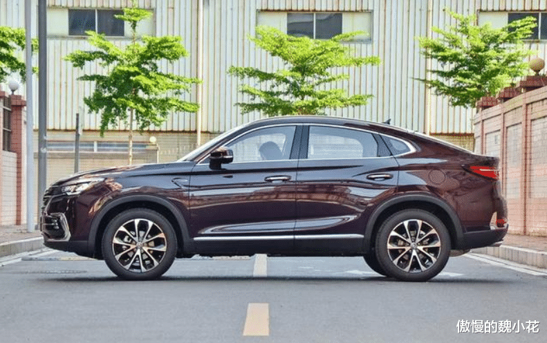 『兰博基尼urus』最美“跨界SUV”排行，兰博基尼Urus排名第一，国产三款车入围！