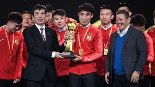 广州恒大■?你大爷还是你大爷！沪媒炮轰恒大归化球员过多，反被耻笑