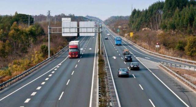 【国产车】速度120km/h时,哪些国产车转速能达到2500?说来听听